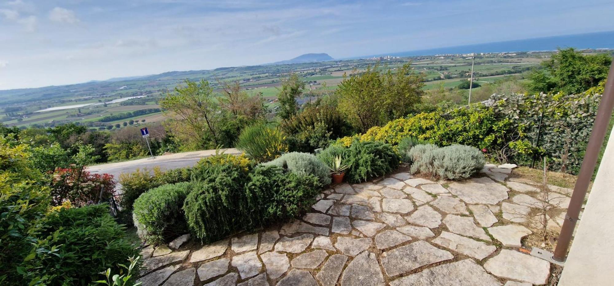 A Casa Di Daniele Lägenhet Porto Potenza Picena Exteriör bild